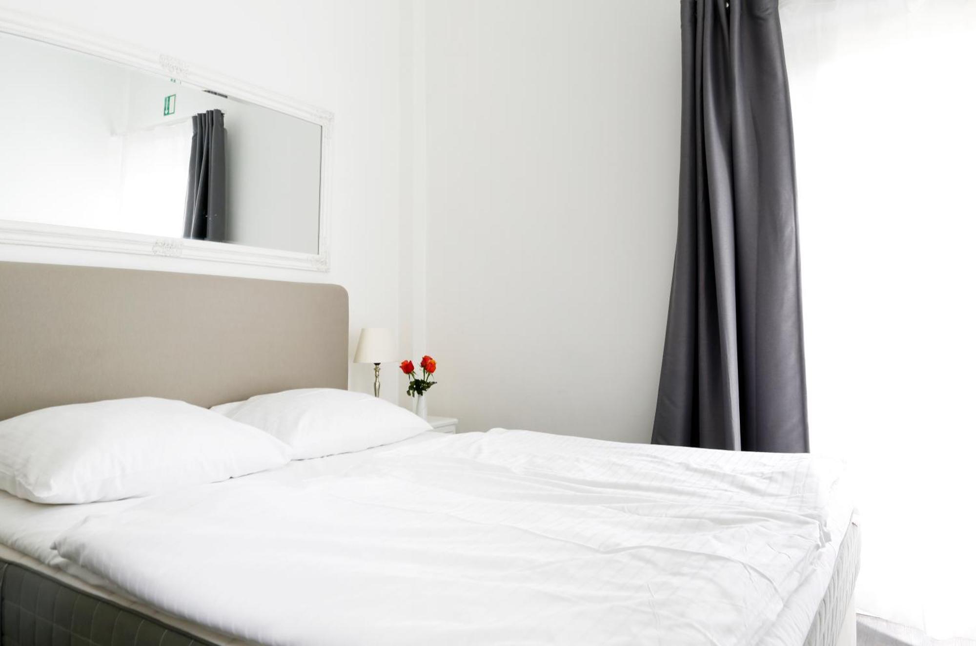 Nieb By Rockchair Apartments L Superhost Status L 3 Bedrooms Boxspringbeds 3 Bathrooms In Center "Kurfuerstendamm" - Cozy Family & Business Flair Welcomes You! برلين المظهر الخارجي الصورة